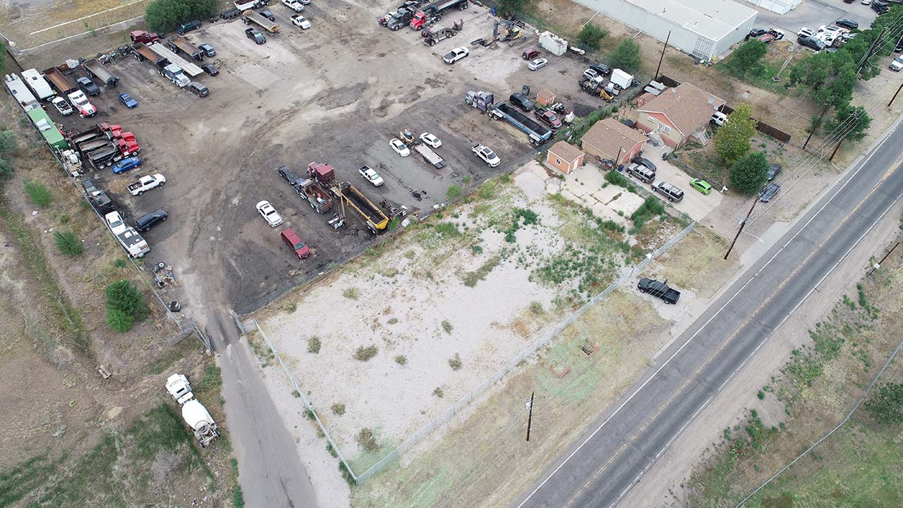 6495 York St Yard 2